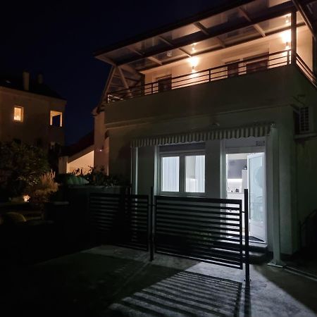 Onlystudio With Free Parking Zadar Exteriör bild